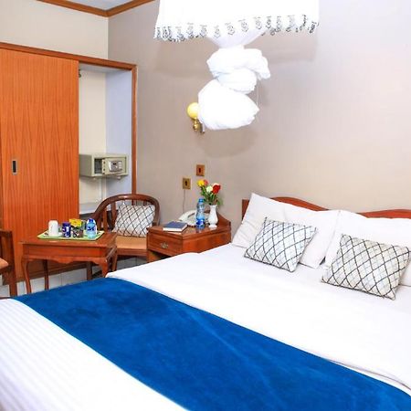 Paris Hotel Nairobi Eksteriør bilde