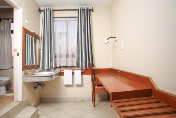 Paris Hotel Nairobi Eksteriør bilde